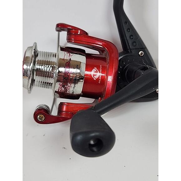 Shakespeare Reverb RVRSP30 Red spinning reel Looks Like It Has Never Been Used - Picture 6 of 8